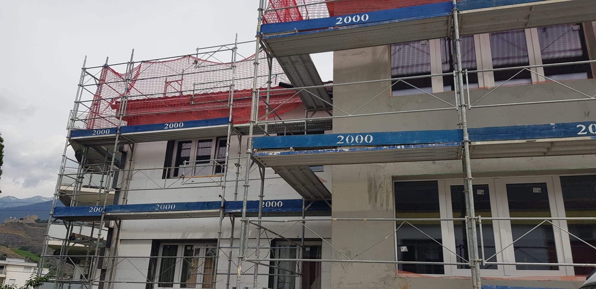 Pose des fenêtres dans une villa — Sion